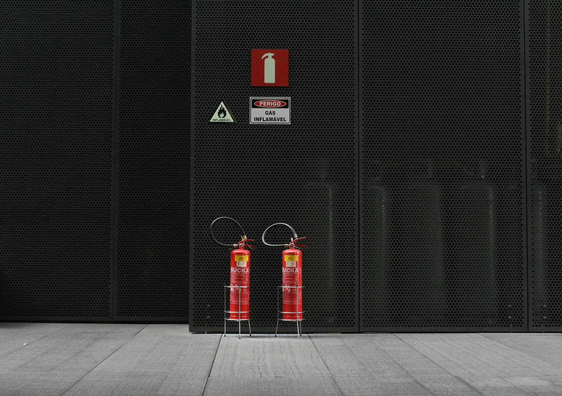 Feuerlöscher-Wartung bei SH-Brandschutz